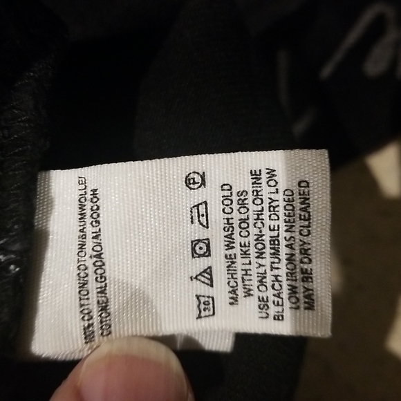 We The Free black button fly jean shorts sz 27 great condition - Picture 9 of 9